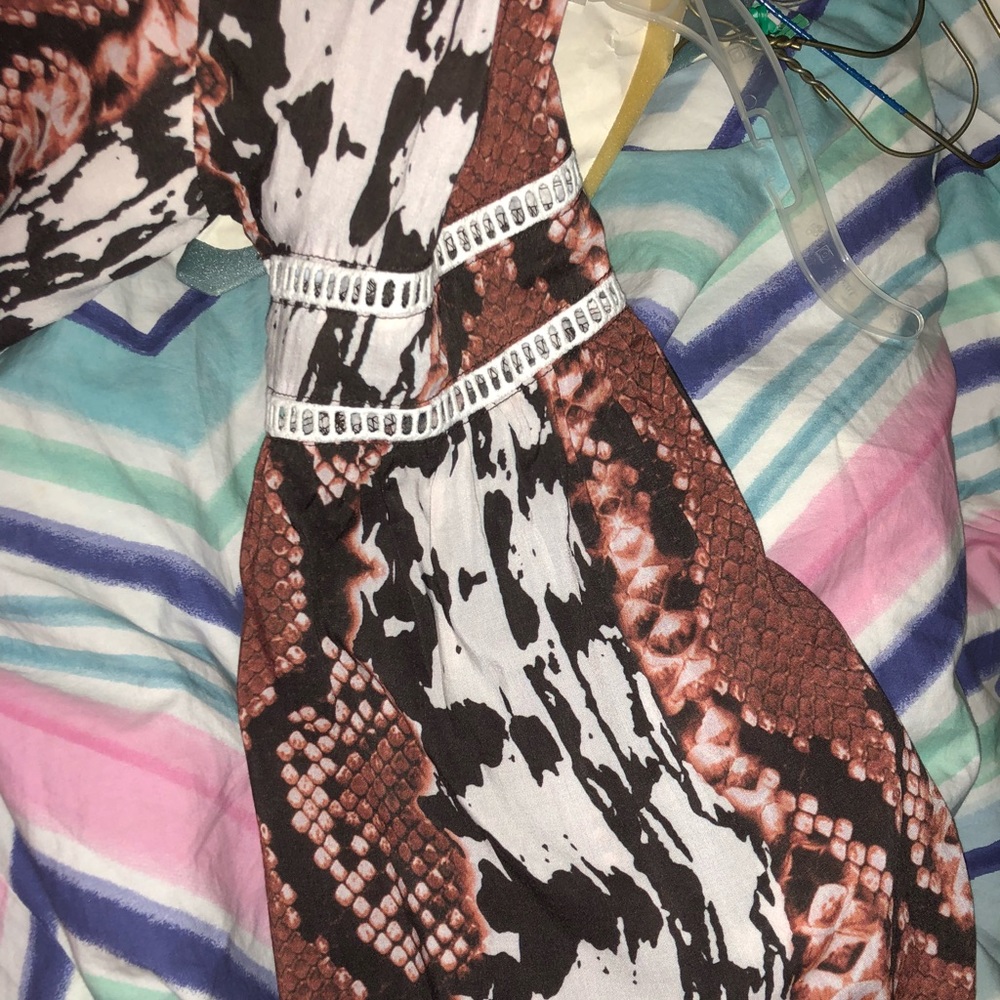 Off the Shoulder Top - Picture 3 of 3